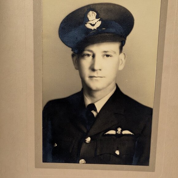 MILITARY AIR FORCE SOLDIER RCAF ANTIQUE CABINET PHOTO CANADA CANADIAN KINGSTON - Picture 4 of 10